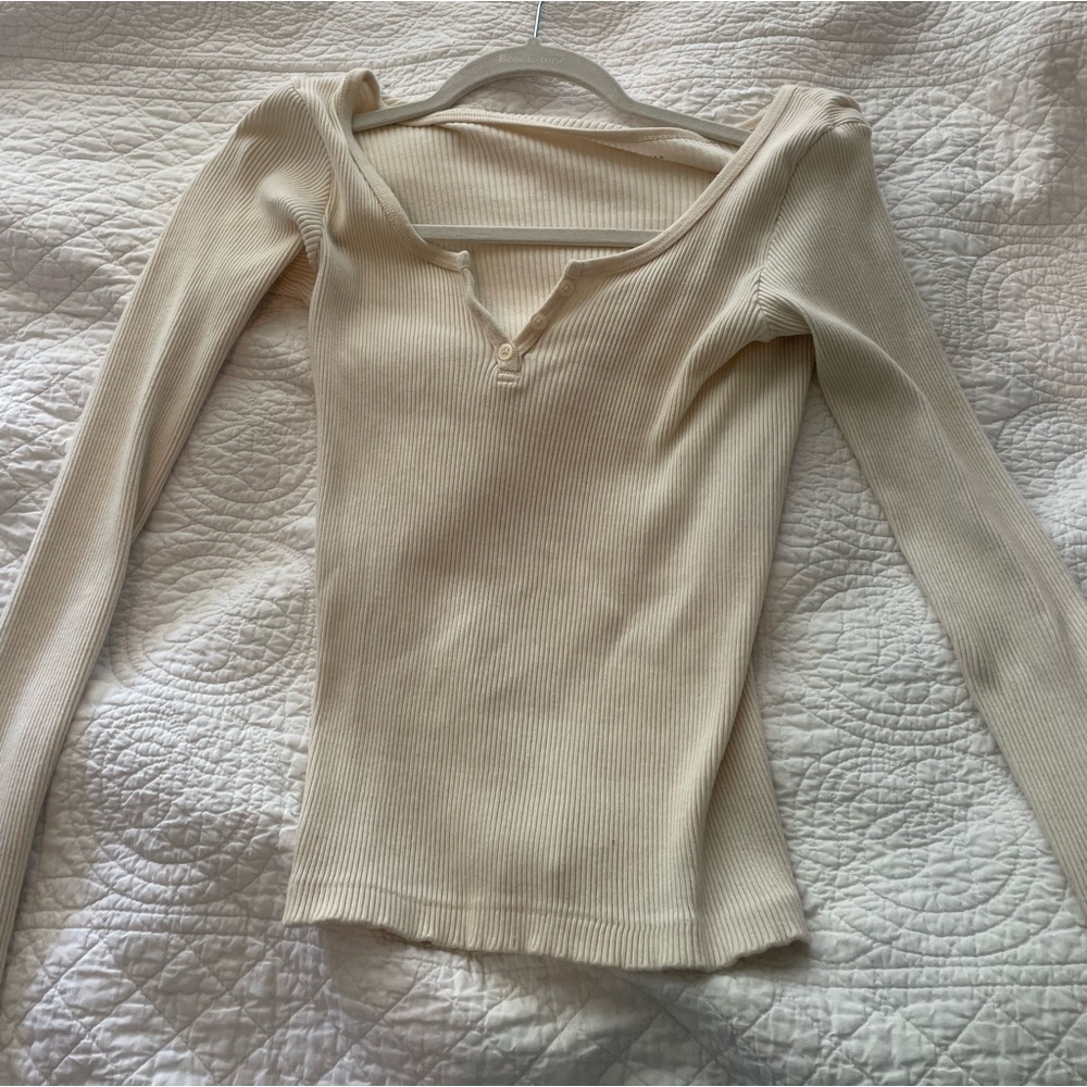 Brandy Melville long sleeve